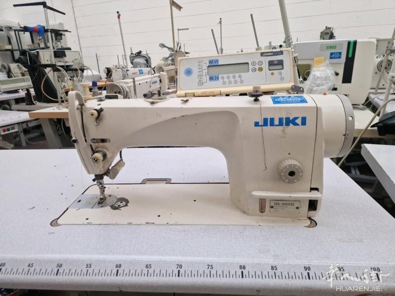 王师傅缝纫机店出售二手电脑平车，型号9000，牌子juki,联系电话333266