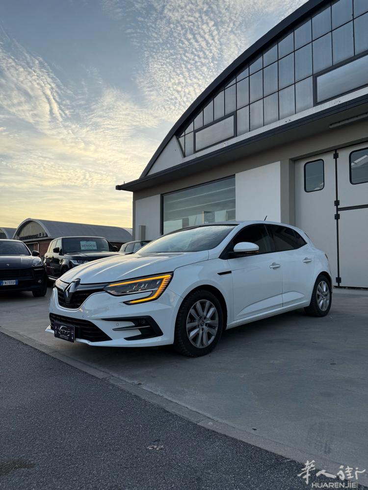 新手可开Renault Magane2023年 9月上牌  1.5 柴油手动挡