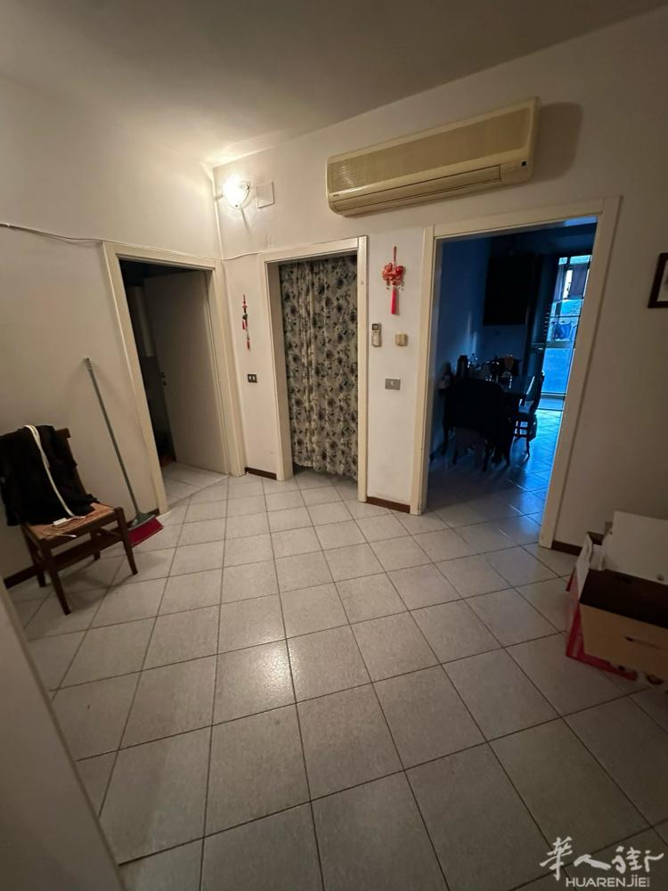 【出租】Via Cava 银行附近住家出租 两房一厅 带家具 房租900（不写合