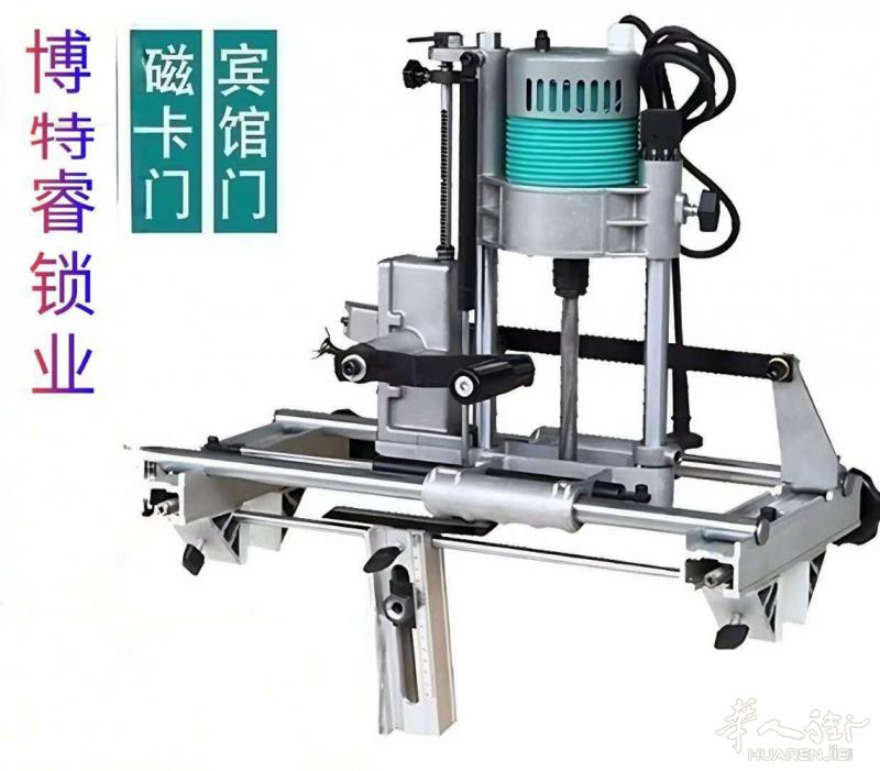 西班牙博特睿开锁修锁换锁匹配各种防盗电梯门禁卡，匹配各种汽车钥匙，指纹锁吸顶灯水