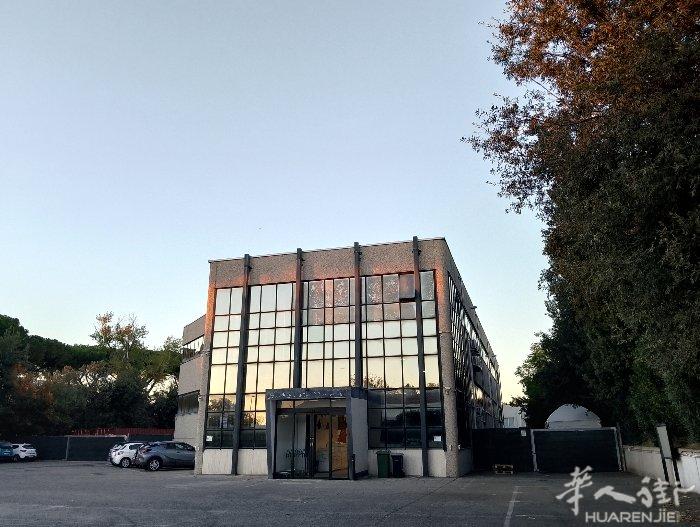 RM罗马Roma_仓库区黄金地段转让，Roma，Via  del Omo 仓库区