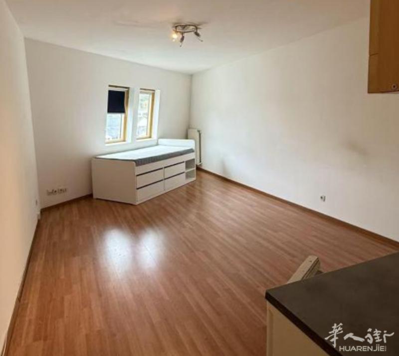 Clamart（92140）｜带车位大 Studio 出租  地址：14 Rue