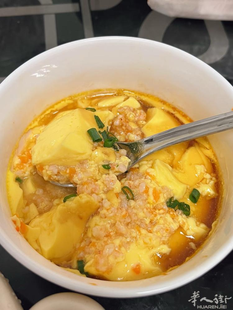 本人有长期照顾宝宝，做宝宝辅食，照顾月子经验丰富。性格温柔有耐心，有责任心，做得