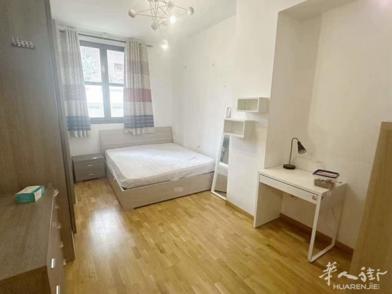 微信milanzufan001 🈶视频，方便Naba/bocconi单间空调房