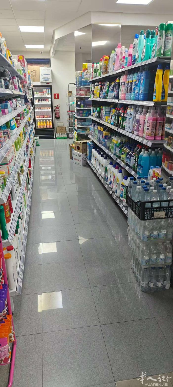 2家加盟超市糖果店利润转让