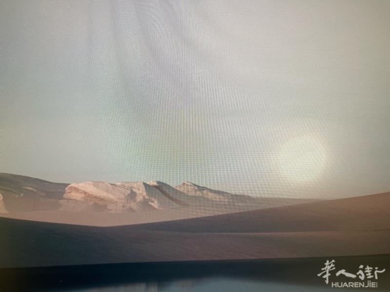 帕多瓦商城服装批发招聘有有经验女店员，待遇佳。 每个星期六休