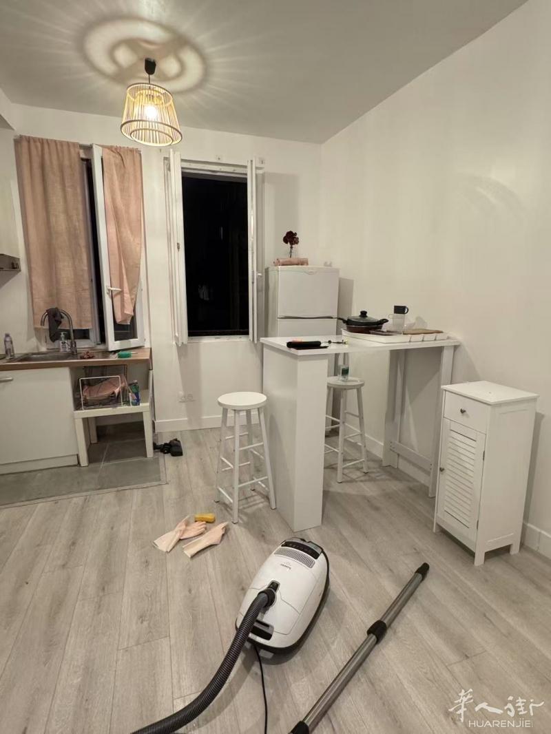 https://att.huarenjie.com/attachment/information/20251124/1763977479141108.jpg