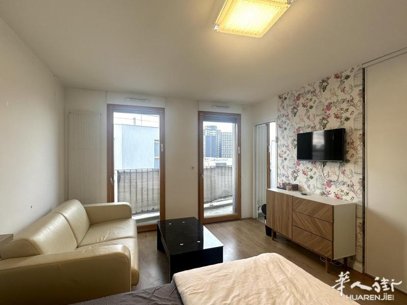94省,Ivry-sur-Seine(94200) (ID：205802) 30平的 studio 有家具