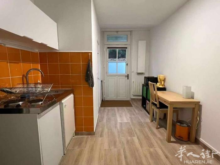 大巴黎94Charenton-le-pont16平Studio，全新装修，家具齐