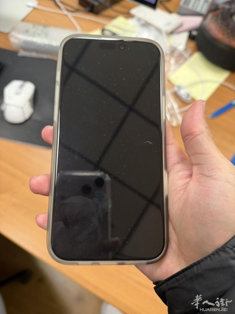 出自用iPhone 16 Pro Max 256G
