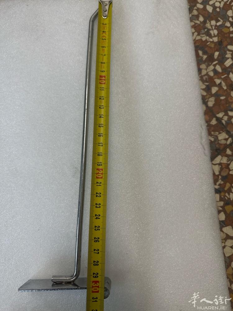 百货店挂钩，有200个左右长30公分，有需要的自提。