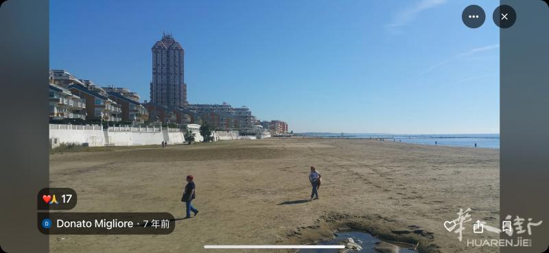 罗马郊区海边城市出一家120多平的衣服店 带楼上有120多平仓库（不可做店面）经