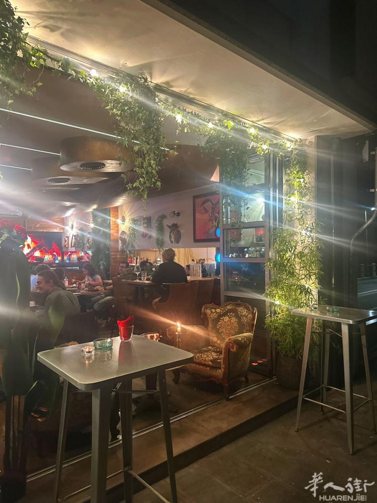 Treviso出售一家店面  转让已运营的餐厅酒吧，位于特雷维索历史中心的战略位