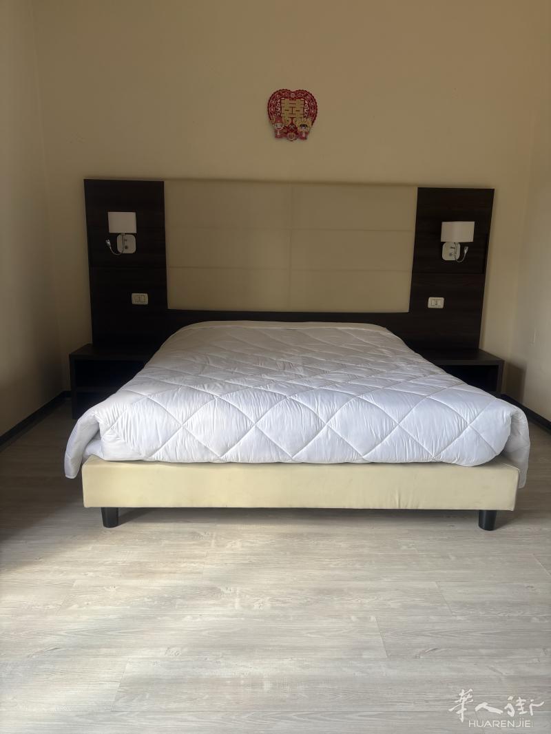 意大利普拉托华人街“好西好旅馆” Prato