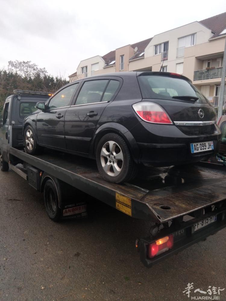 免费-汽车/摩托车回收报废 我们是获法国国家认的最专业、最大的汽车/摩托车回收点