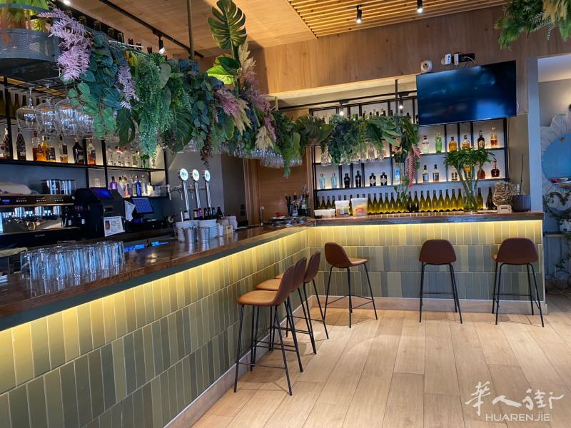 马德里新区诚让全新酒吧餐馆，也可带做亚洲餐