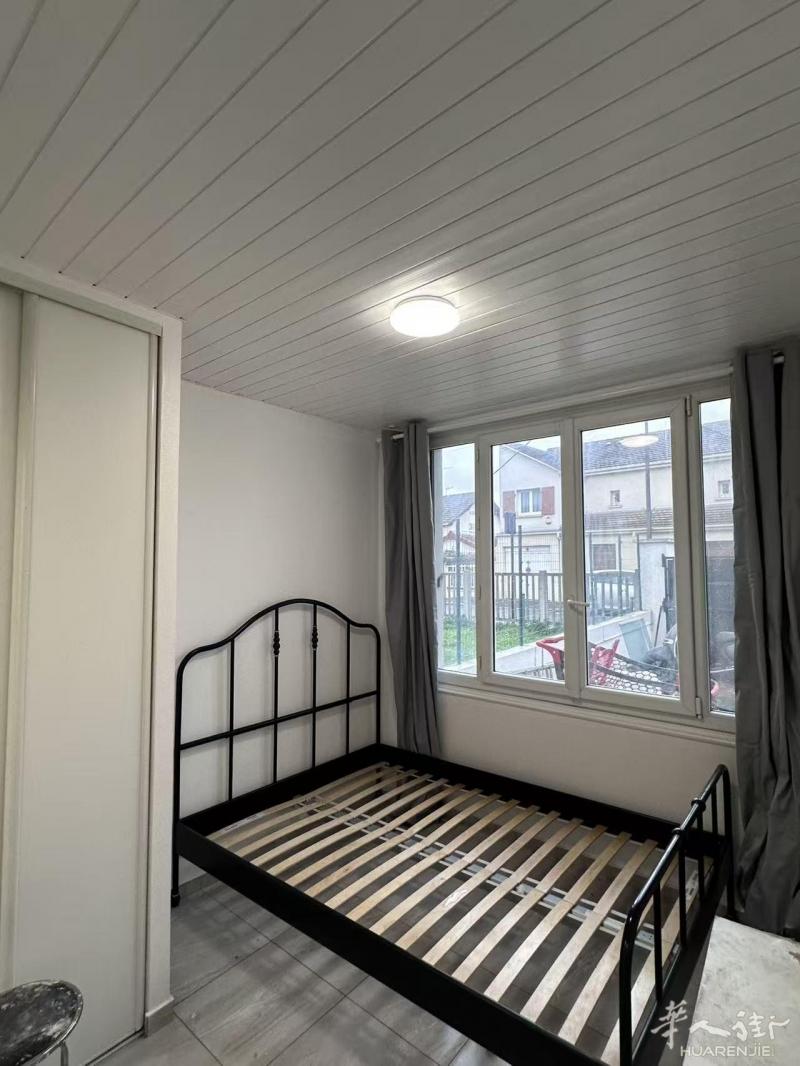 94省,Vitry-sur-Seine（94400） (ID：205872) 16平的 studio 有家具