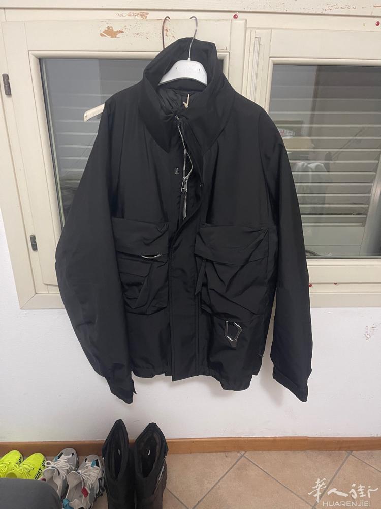 两件羽绒服一次没穿 买错了太大了  4XL 适合180-220斤  身高170-
