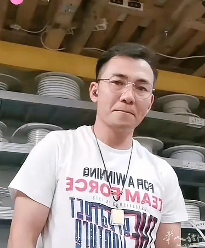 有没有一起过圣诞的，有没有夜里睡不着的！加微信137811