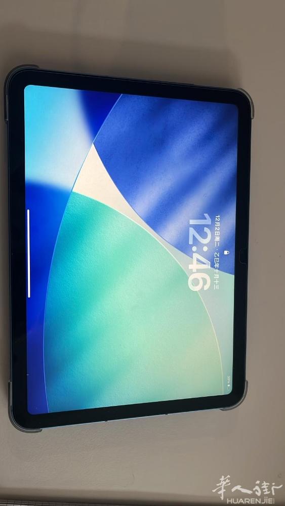 米兰出售二手ipad 10代（2022） 64gb 华人街面交 微信 demi8