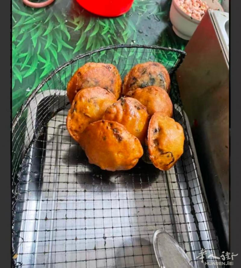 舌尖上的福建小吃，食品安全，卫生干净整洁，需提前预定东西当天现做现送，30€起可