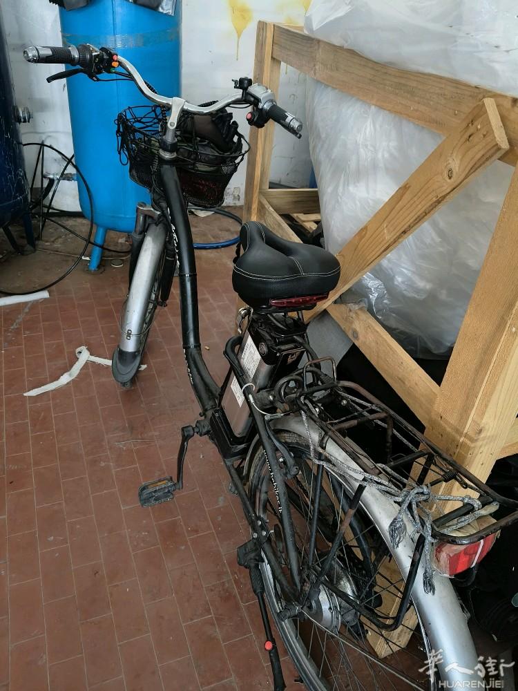 出售二手电瓶车，新电瓶，可以骑四十公里价格32O