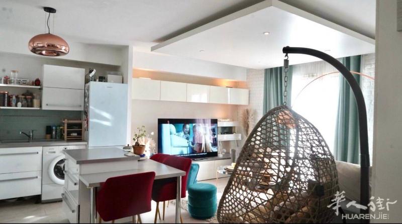 COLOMBES（92700）  🏘️61㎡ 朝南三居室｜带大阳台＋地下安全车位 (降价1万了)!!!