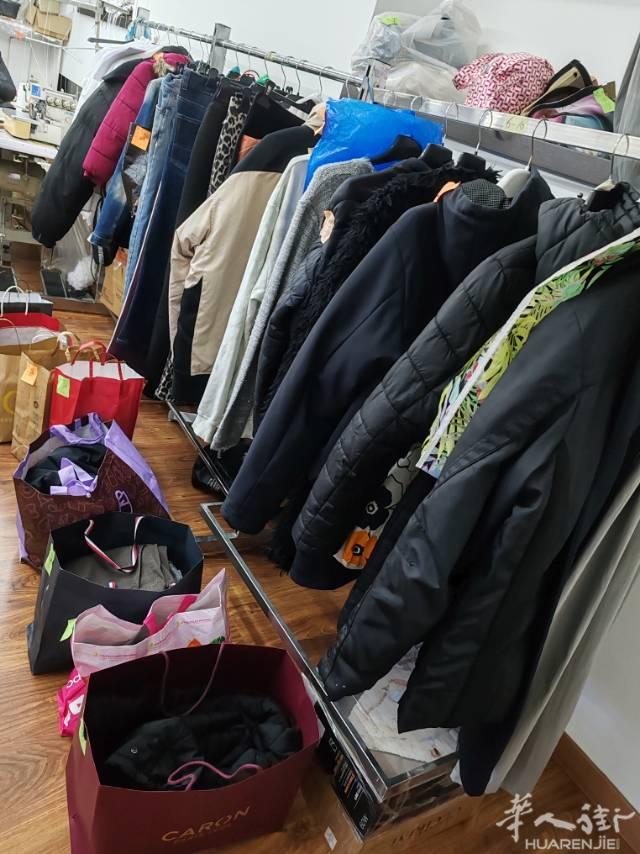 修改店。。转让。。在米兰边。。。。，很适合一个人做