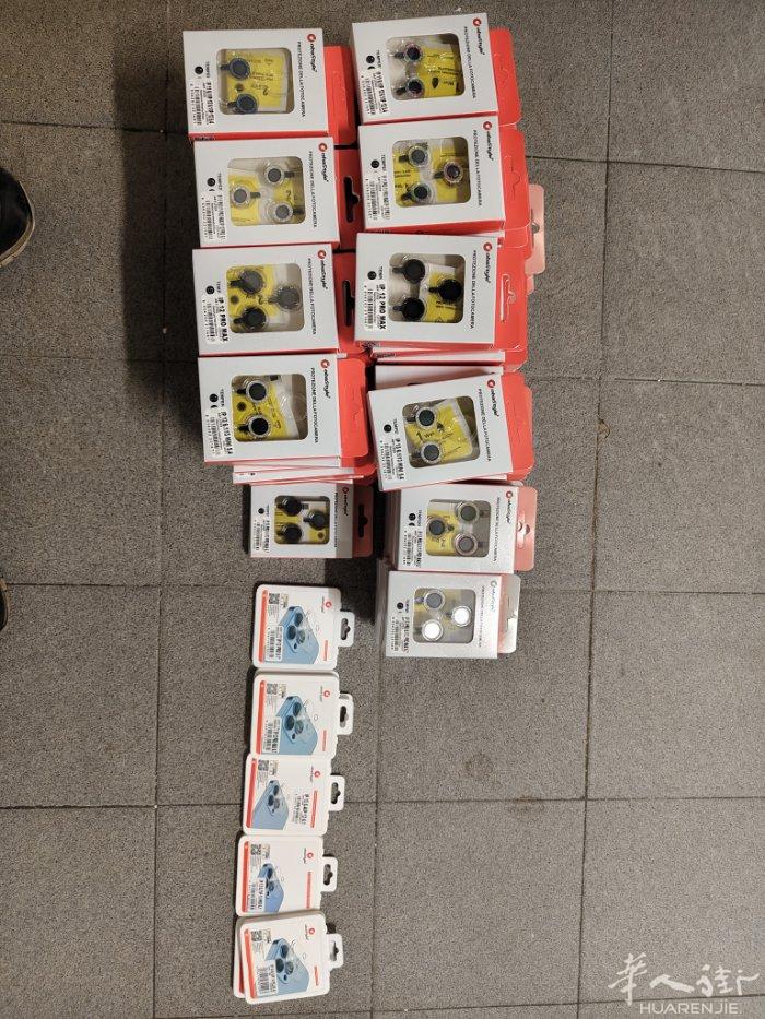 手机壳膜 倒货便宜出，在sesto firentino自取