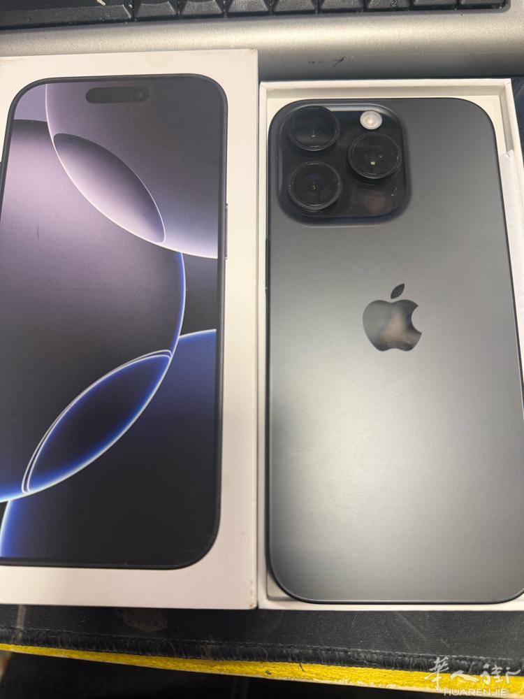 出16pro 128 黑色 小磕碰 6月份激活 电池99% 799€ veron