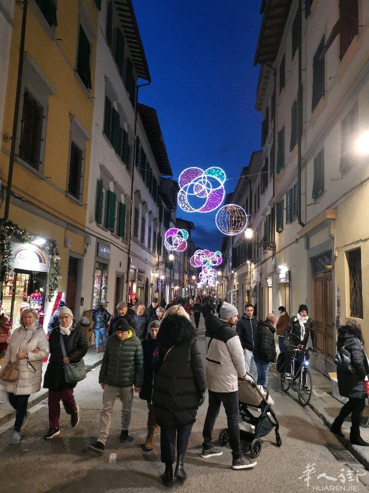 firenze piazza beccaria步行街旺铺转让，68平方米3345