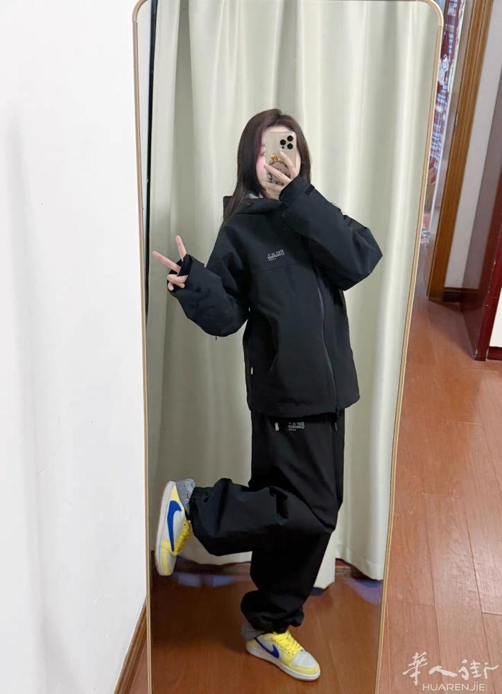 出滑雪服 120不还价 一套全新