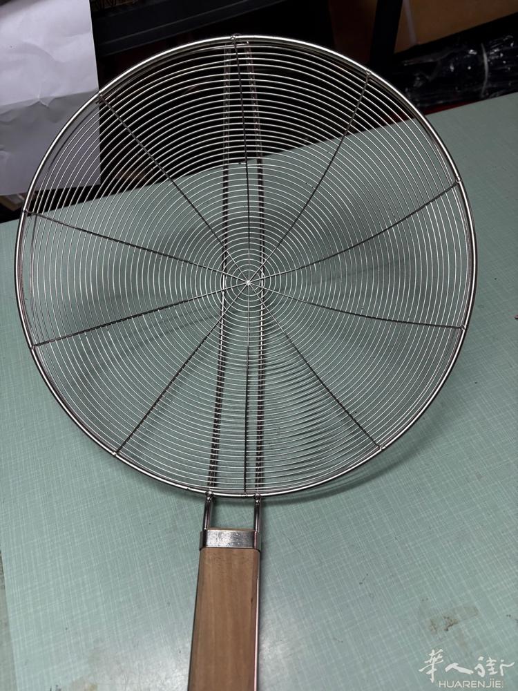 不锈钢漏勺8€