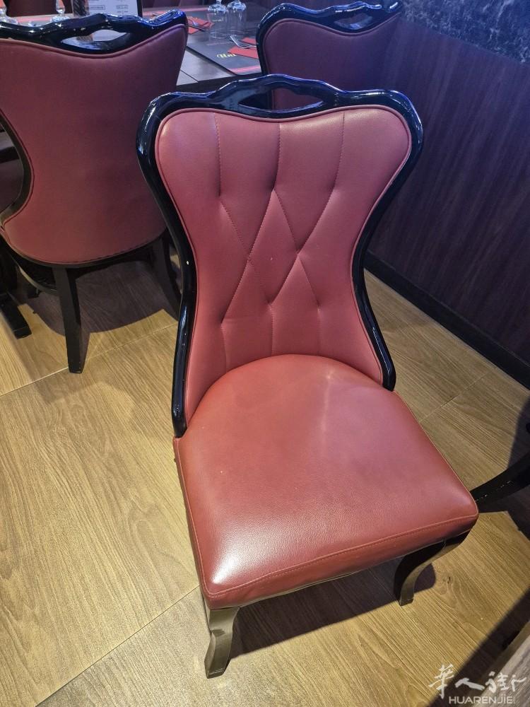出售二手自助餐buffet机器一套，还有餐馆凳子，沙发，还有露台桌子凳子，LED