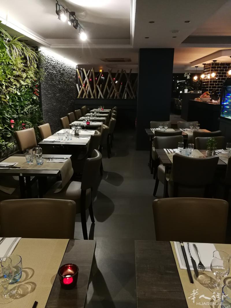 95 ERMONT CENTRE VILLE 市中 泰国餐馆转让