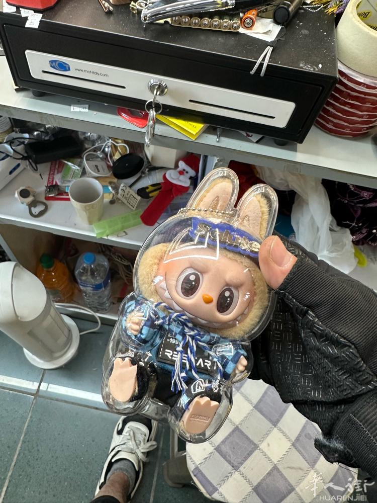 米兰边 百货店 低价急转 微信z1017900