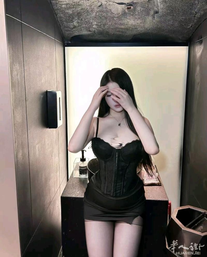 20温州女孩在普拉托，停留两天！需要联系。