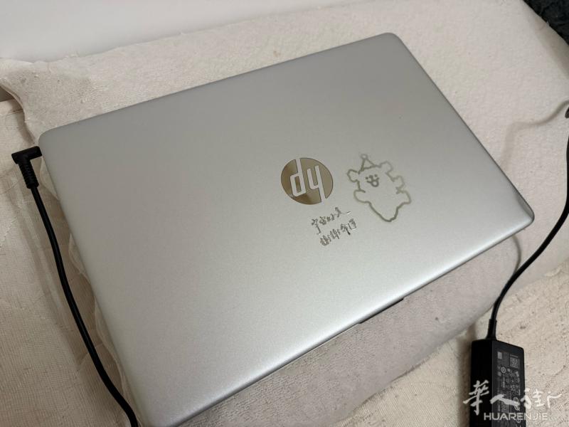 9成新惠普电脑，去年12月买的 断断续续使用 女生自用保护的跟好，非常适合学习办