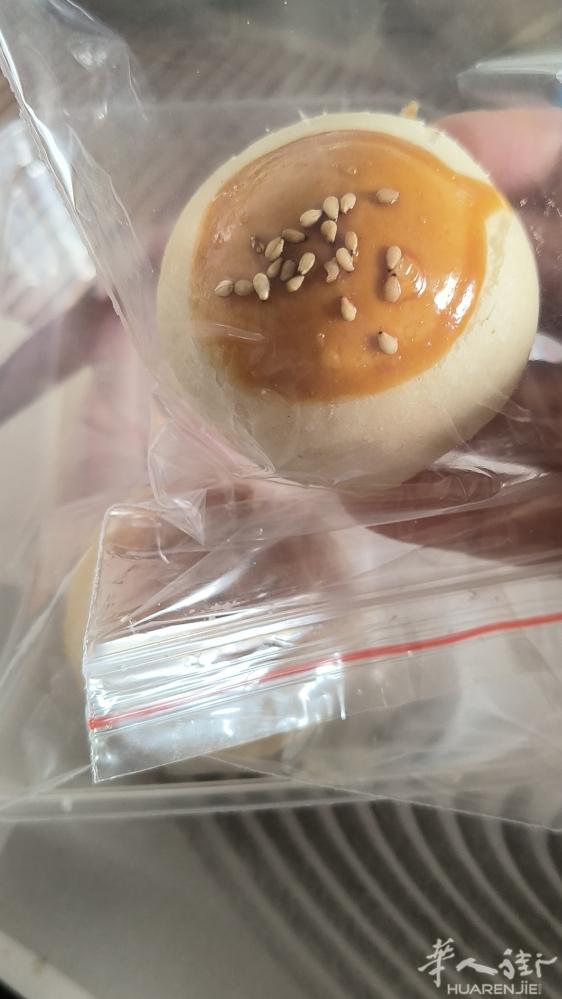 蛋黄酥，小炉果，粘糕饼，皮冻！油炸糕，麻花等，美食，想吃的朋友加V1584525