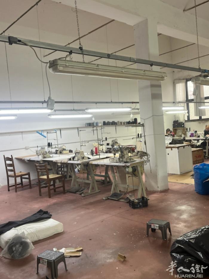 工厂搭铺在五美饭庄大烟囱工厂好用￼500