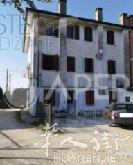 【拍卖房】Verona, Verona 出售公寓  三室一厅一卫（含电梯） 面积