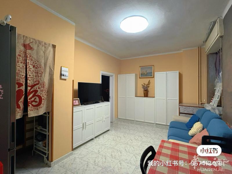 无中介费黄线comasina单间出租 诚找爱干净有素质租客，房东年轻人好沟通事少