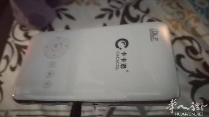 出一个投影仪