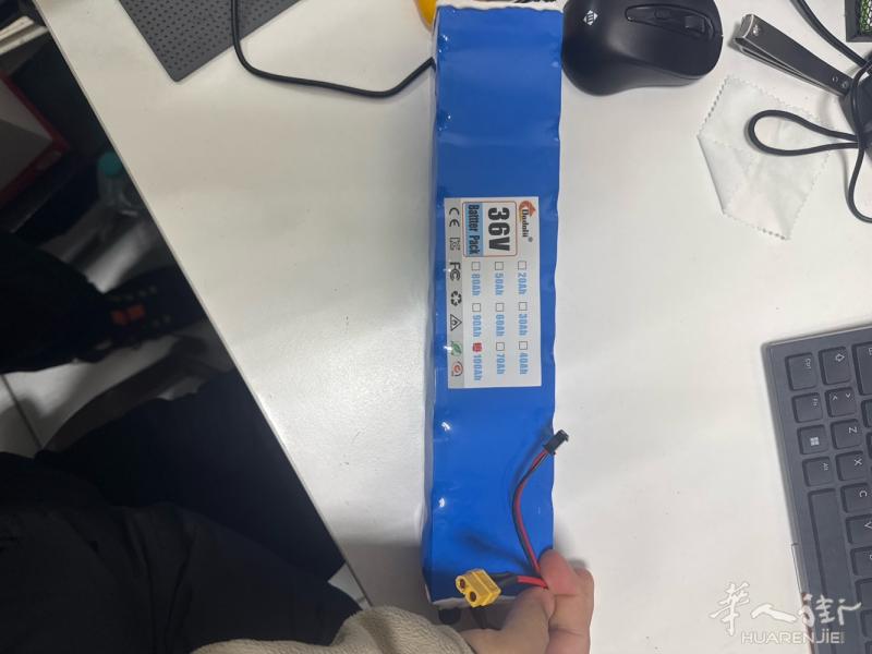 出售 36V 100Ah 滑板车/电动车锂电池｜大容量｜实拍