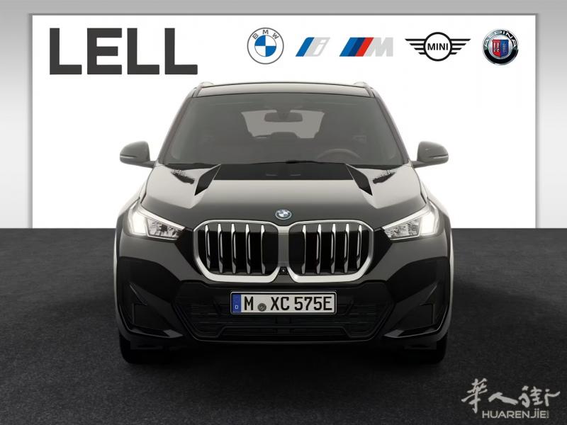 宝马x1 xDrive25e M Sportpaket DAB Parkassi