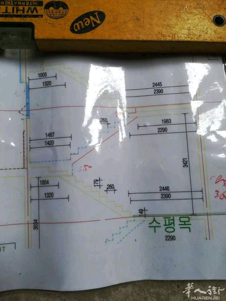 刚来法国，以前在韩国做过工地木匠，可以边干边学