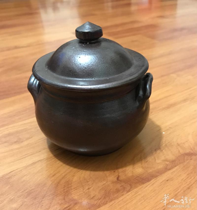 希腊古董陶罐1欧 小巴黎，近地铁，自取