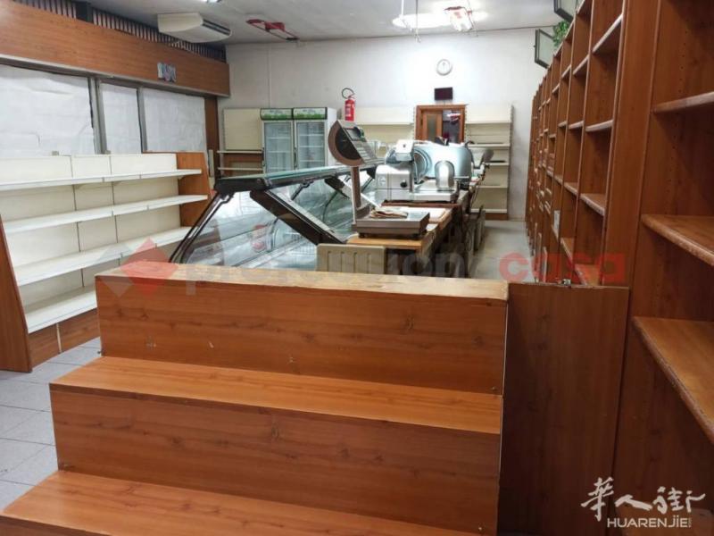 佛罗伦萨Isolotto区商业店面出售