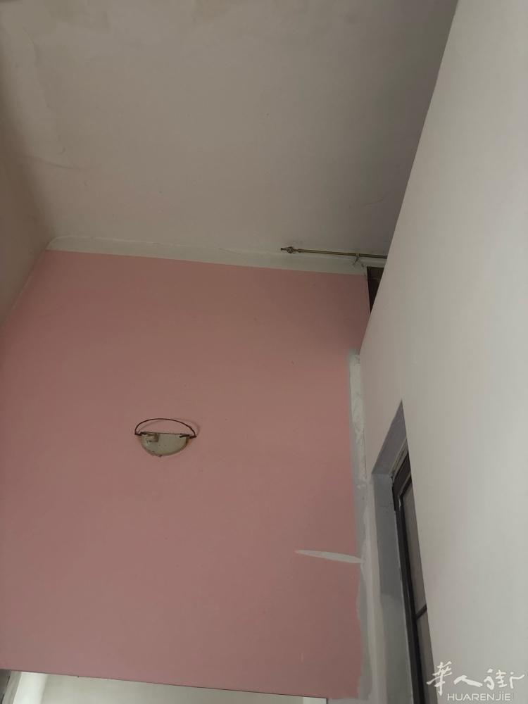 各位老板好我是专业修补漏水