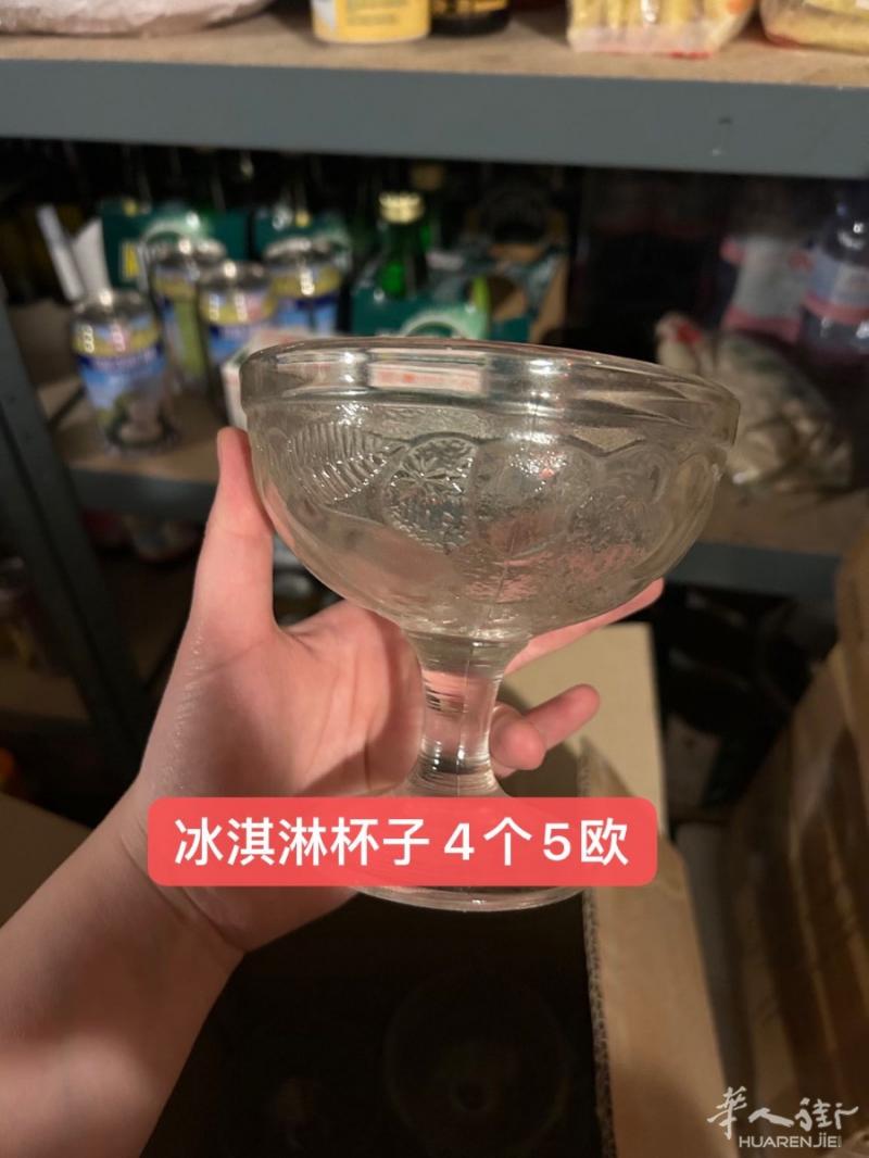 出售碗，盘，甜品盘，杯子，筷子，等等小巴黎自取 下班时间来电 0623977834